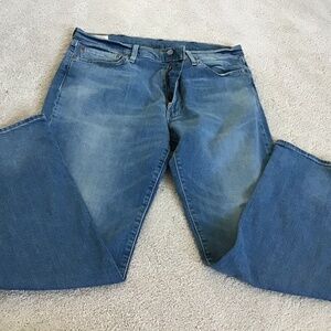 Levi’s 511 jeans